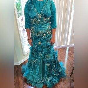Elegant Teal Dress with Floral Embellishments